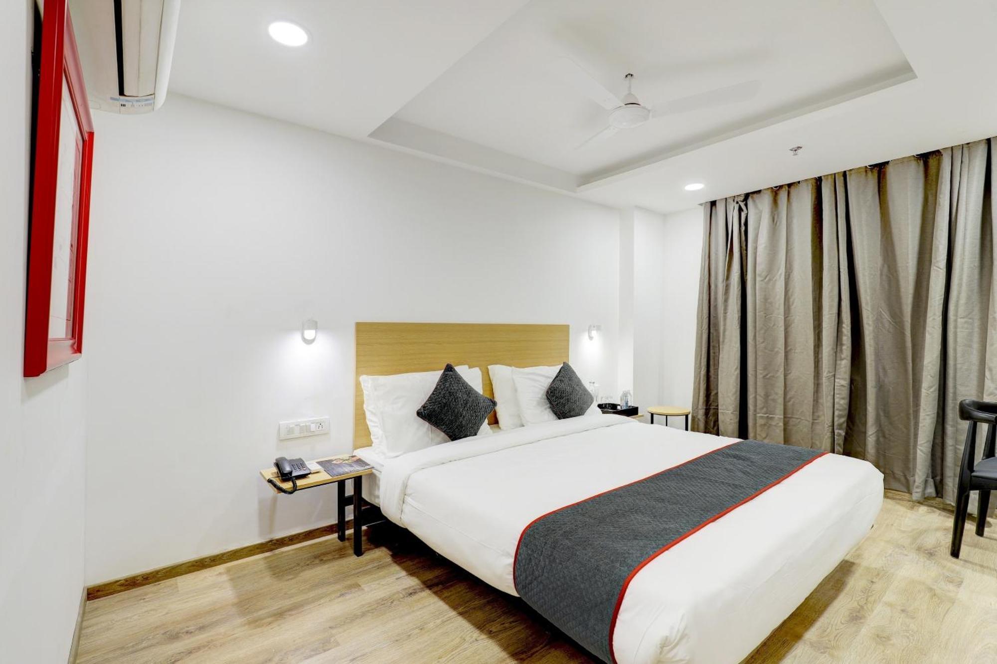 Super Townhouse Rajyash Rise Hotel Sarkhej Kültér fotó