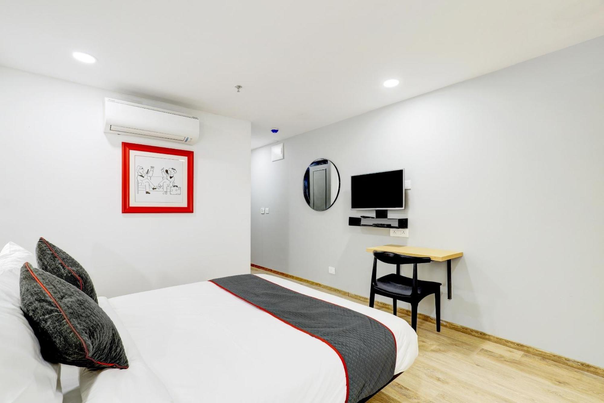 Super Townhouse Rajyash Rise Hotel Sarkhej Kültér fotó